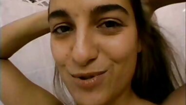 Busty làm cho một sex hàn quốc làm tình tay